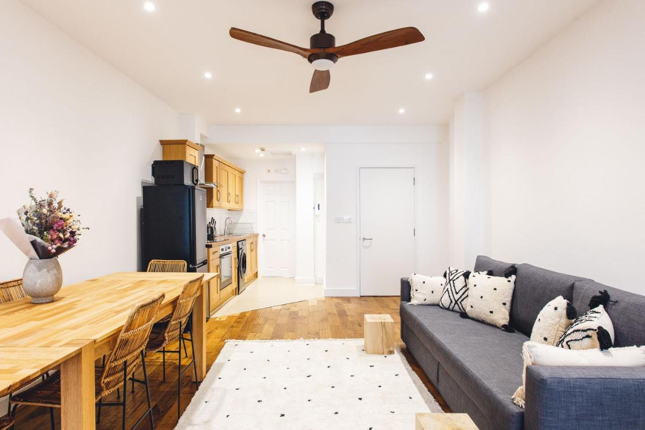 2 Bedroom Right On Trafalgar Square Appartamento *