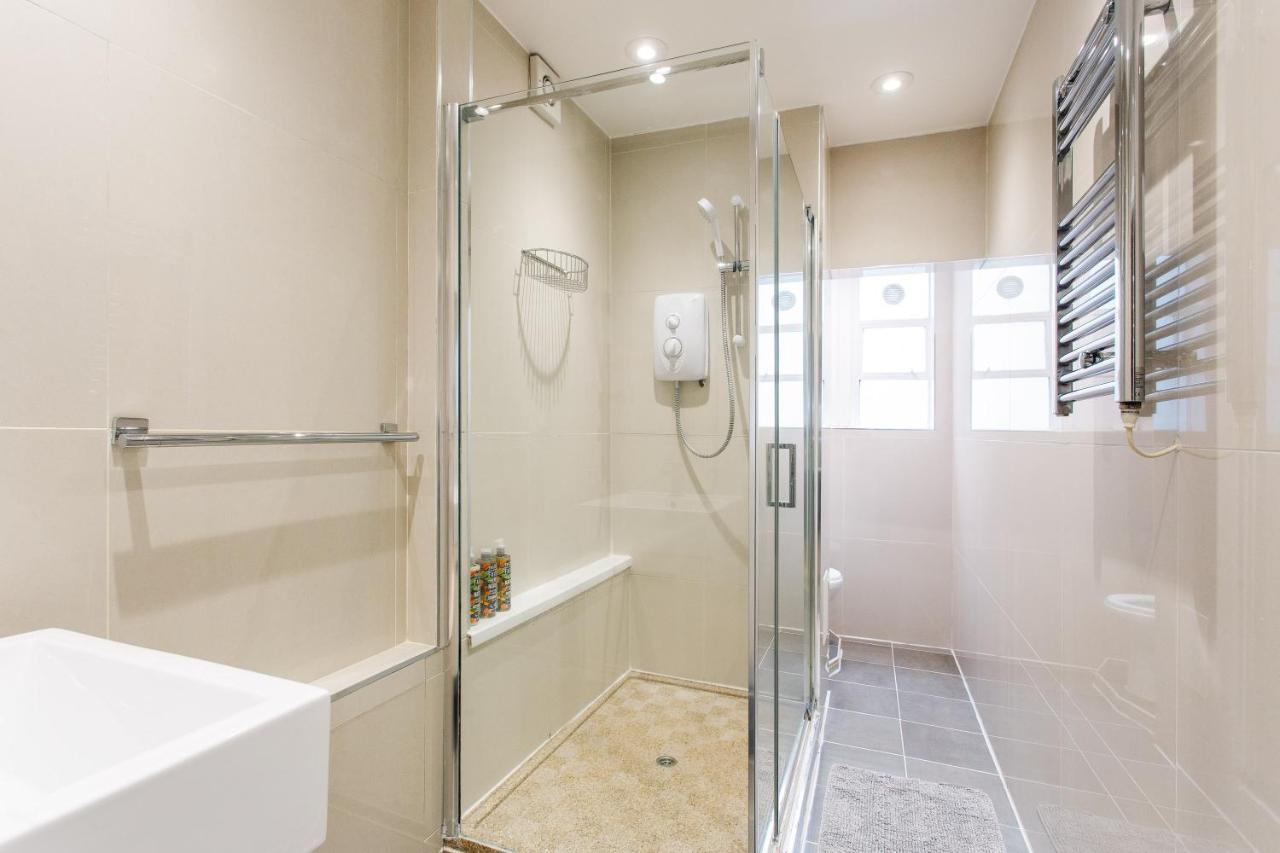2 Bedroom Right On Trafalgar Square Appartamento Londra